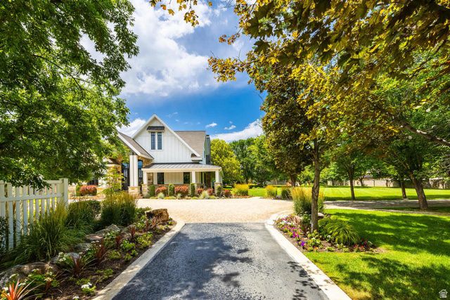 9456 S REDWOOD RD, South Jordan, UT 84095