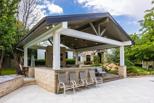 9456 S REDWOOD RD, South Jordan, UT 84095