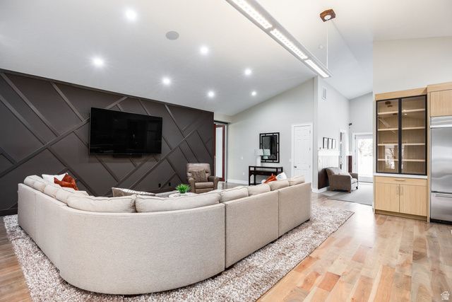 9456 S REDWOOD RD, South Jordan, UT 84095