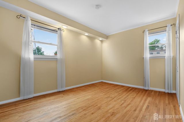 24 Deerwood Avenue, Edison, NJ 08817