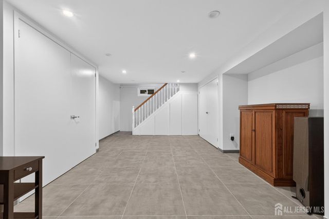 24 Deerwood Avenue, Edison, NJ 08817
