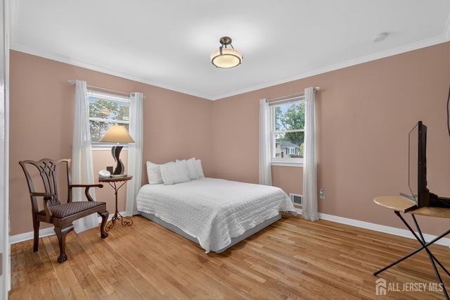 24 Deerwood Avenue, Edison, NJ 08817
