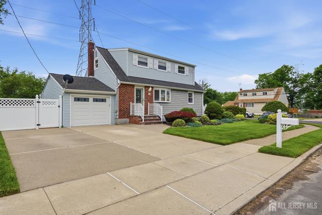 24 Deerwood Avenue, Edison, NJ 08817