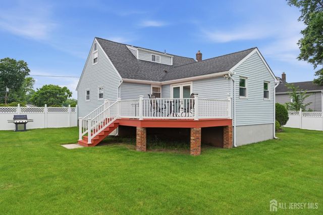 24 Deerwood Avenue, Edison, NJ 08817