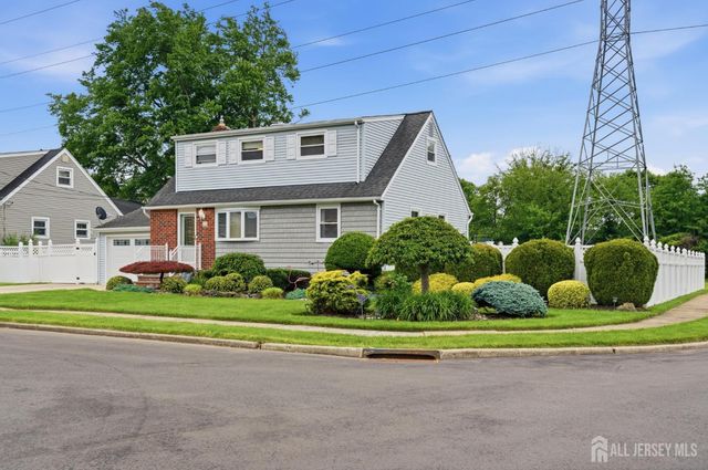 24 Deerwood Avenue, Edison, NJ 08817