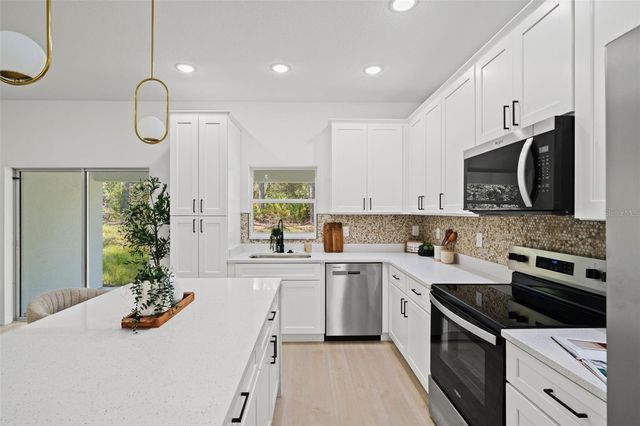 2784 W PARAGON, Citrus Springs, FL 34433