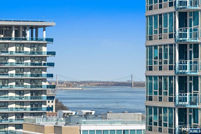 20 Newport Parkway 2609, Jersey City, NJ 07310