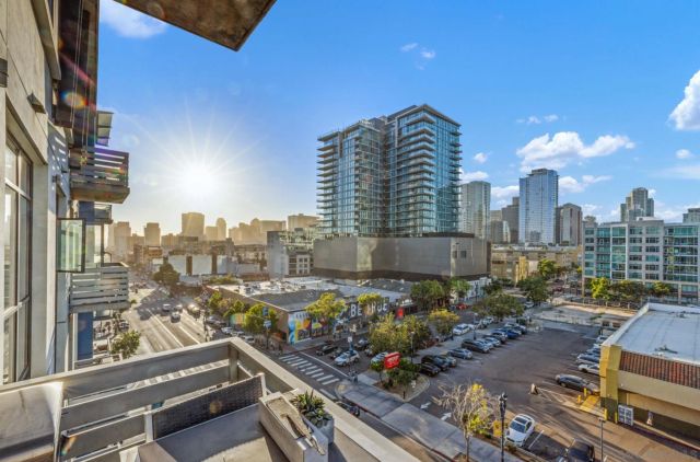 527 10Th Ave 605, San Diego, CA 92101