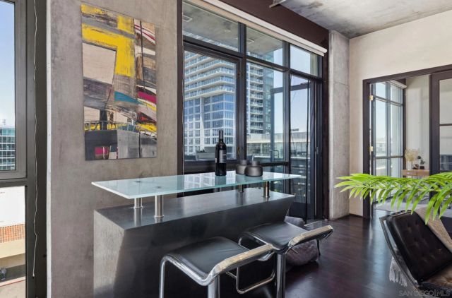 527 10Th Ave 605, San Diego, CA 92101