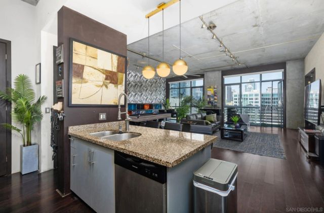527 10Th Ave 605, San Diego, CA 92101