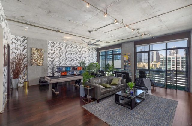 527 10Th Ave 605, San Diego, CA 92101
