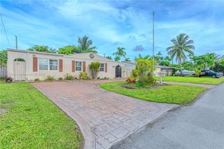 921 N 31st Ct, Hollywood, FL 33021