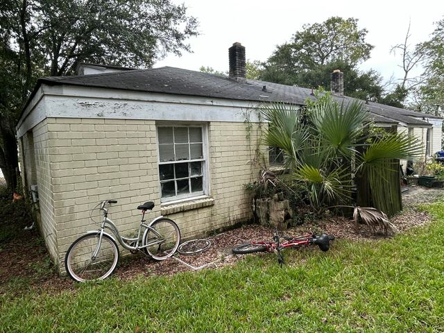 3313 Goldenrod Street, North Charleston, SC 29405