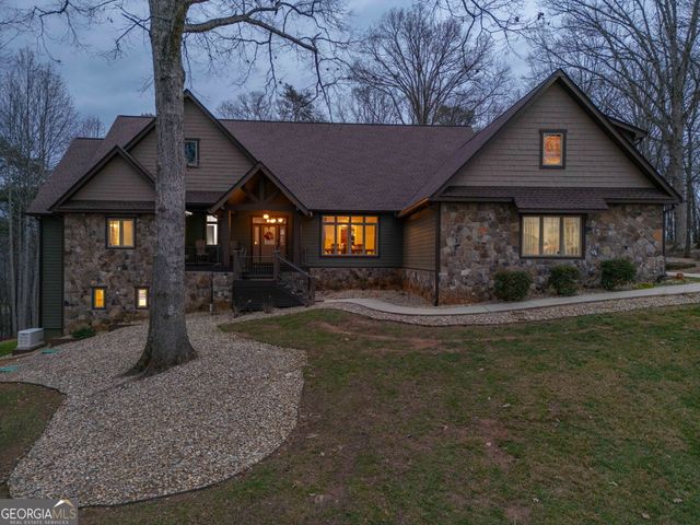 712 Meadow Run Court, Clarkesville, GA 30523