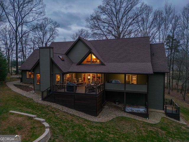 712 Meadow Run Court, Clarkesville, GA 30523