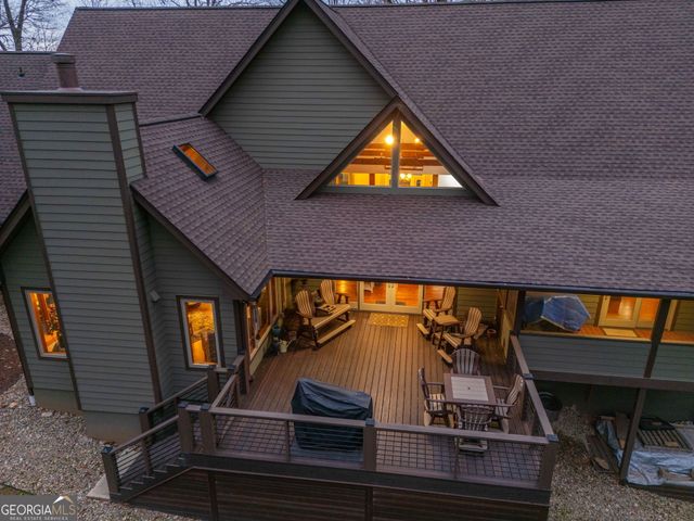 712 Meadow Run Court, Clarkesville, GA 30523