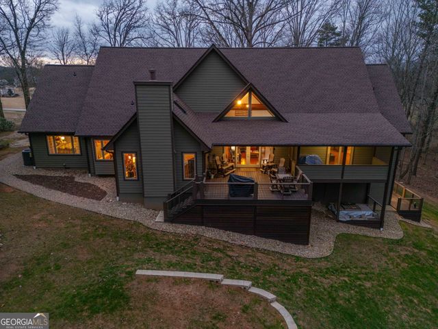 712 Meadow Run Court, Clarkesville, GA 30523