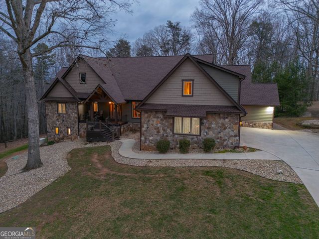 712 Meadow Run Court, Clarkesville, GA 30523