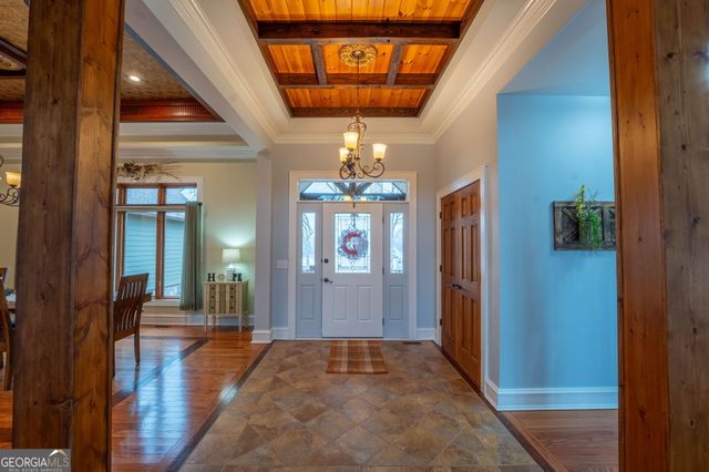 712 Meadow Run Court, Clarkesville, GA 30523