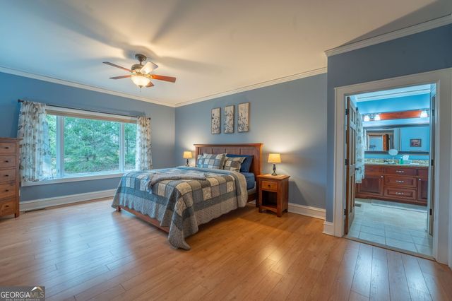 712 Meadow Run Court, Clarkesville, GA 30523