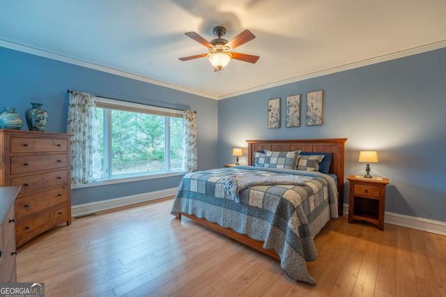 712 Meadow Run Court, Clarkesville, GA 30523