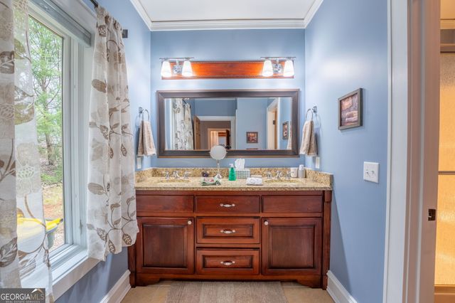 712 Meadow Run Court, Clarkesville, GA 30523