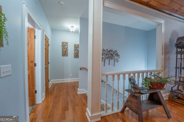 712 Meadow Run Court, Clarkesville, GA 30523