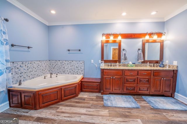 712 Meadow Run Court, Clarkesville, GA 30523