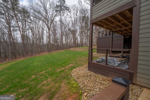 712 Meadow Run Court, Clarkesville, GA 30523