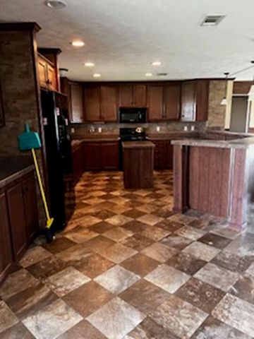 3610 US-190, Deridder, LA 70634