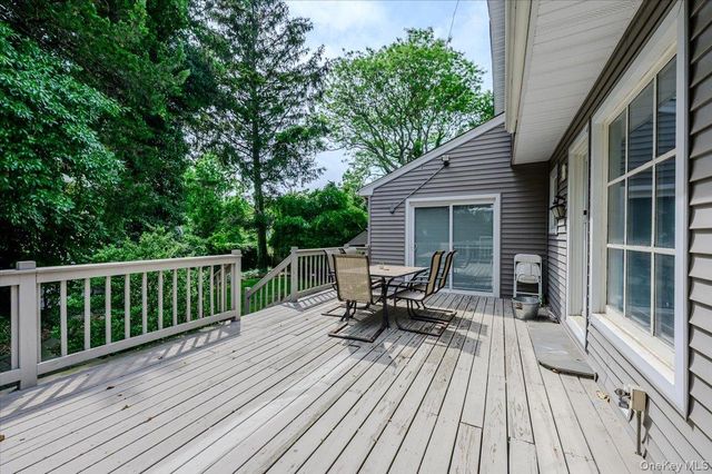 1127 Fordham Lane, Woodmere, NY 11598