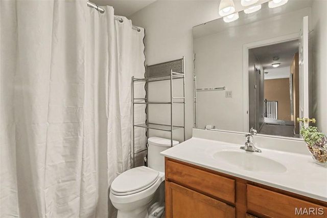 225 Romaine Spring View, Unincorporated, MO 63026