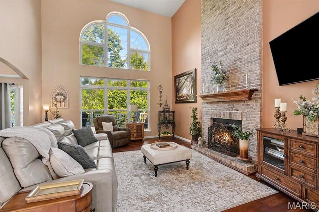 225 Romaine Spring View, Unincorporated, MO 63026