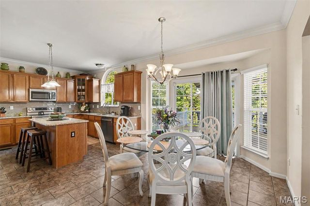 225 Romaine Spring View, Unincorporated, MO 63026