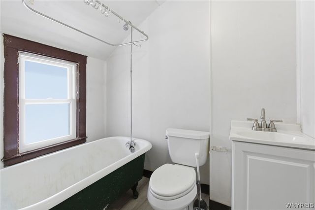 466 24th Street, Niagara Falls, NY 14303