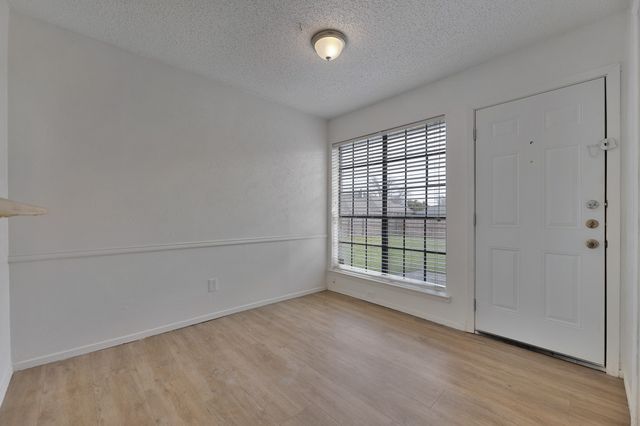 4534 Preston Trail Drive, Mesquite, TX 75150