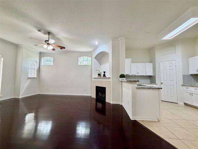 2710 Grants Lake Boulevard K2, Sugar Land, TX 77479