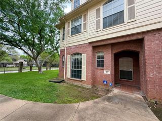 2710 Grants Lake Boulevard K2, Sugar Land, TX 77479