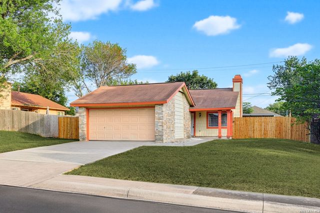 8619 8th St, Converse, TX 78109