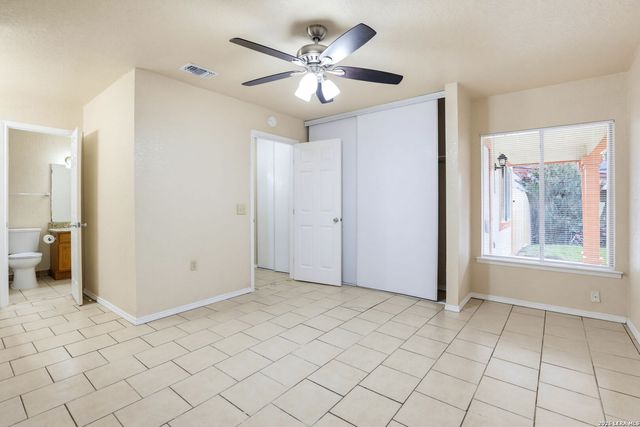 8619 8th St, Converse, TX 78109