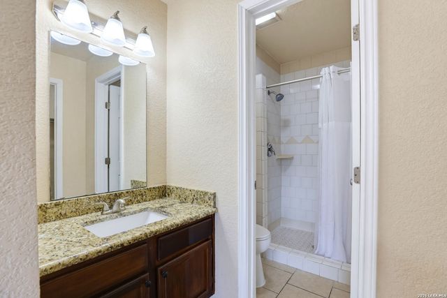 8619 8th St, Converse, TX 78109