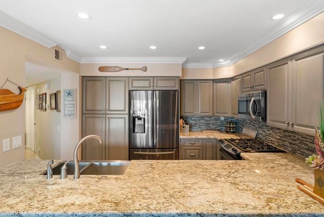 400 N Pacific 113, Oceanside, CA 92054