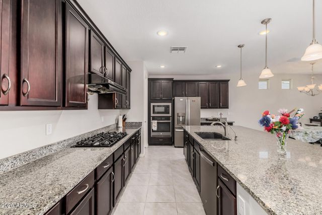 15301 W MORELAND Street, Goodyear, AZ 85338