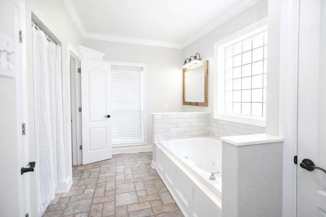 126 Cascade Dr. Sugar Ridge Rd, Thibodaux, LA 70301