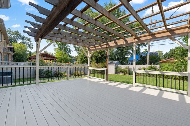 9304 SPROAT Street, Oak Lawn, IL 60453