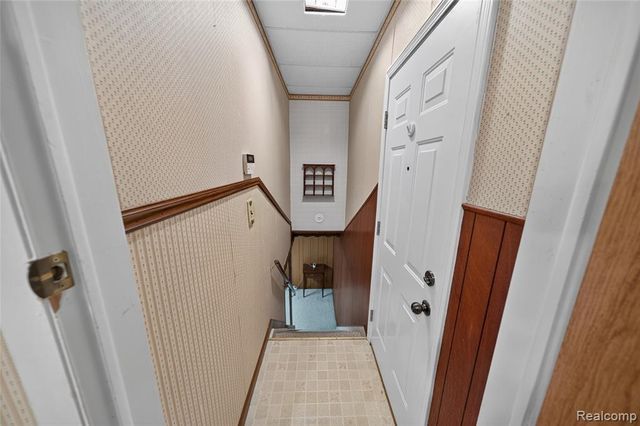 11220 Saar Drive, Sterling Heights, MI 48314