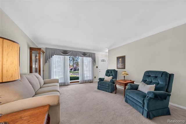 11220 Saar Drive, Sterling Heights, MI 48314