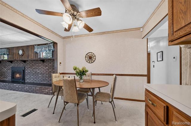 11220 Saar Drive, Sterling Heights, MI 48314
