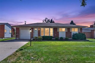 11220 Saar Drive, Sterling Heights, MI 48314