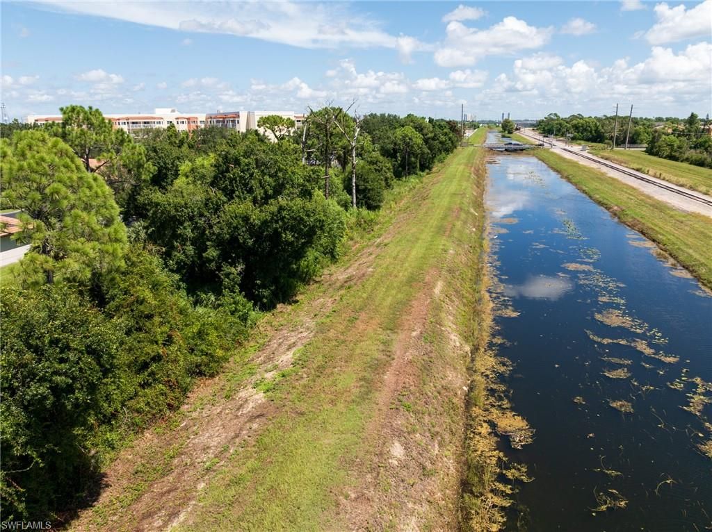 2745 Swamp Cabbage CT, FORT MYERS, FL 33901 — photo 2
